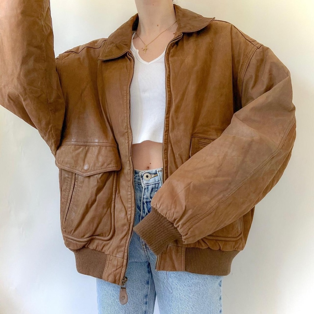 Vintage 80s/90s Chestnut Brown Collared Leather Aviator Bomber Jacket ✨